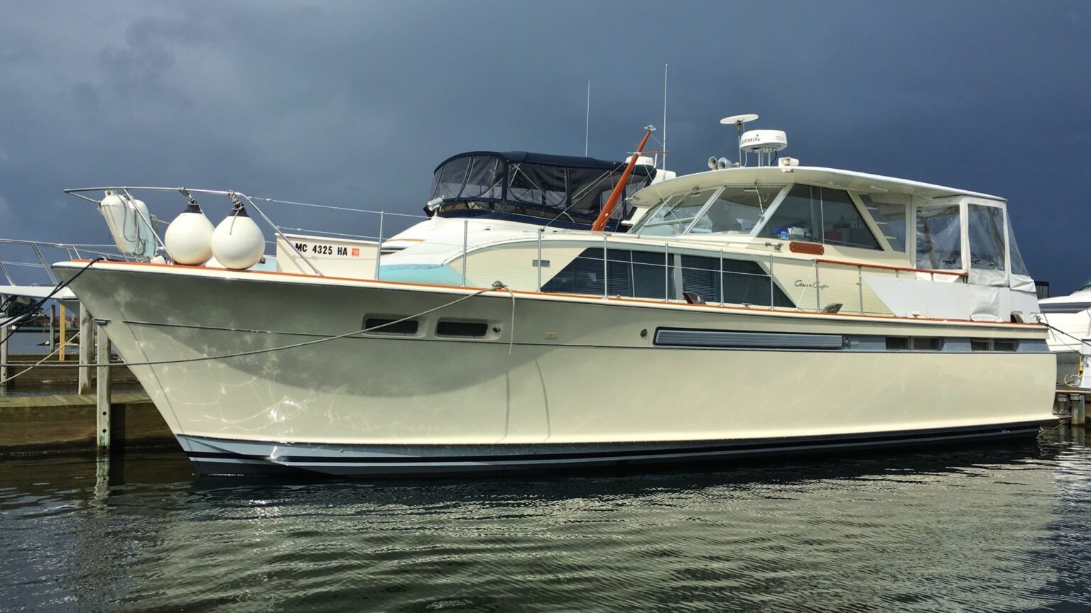 Used Boats for Sale from Sekenske Marine in Ludington MI